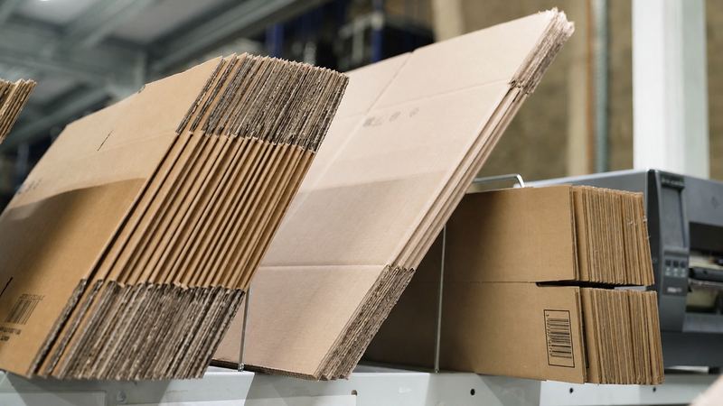 Lot de cartons neufs à plat
